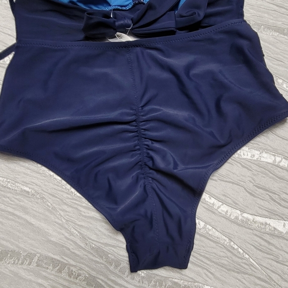 🆕 2 PC MOSSIMO SWIMSUIT - Picture 6 of 8